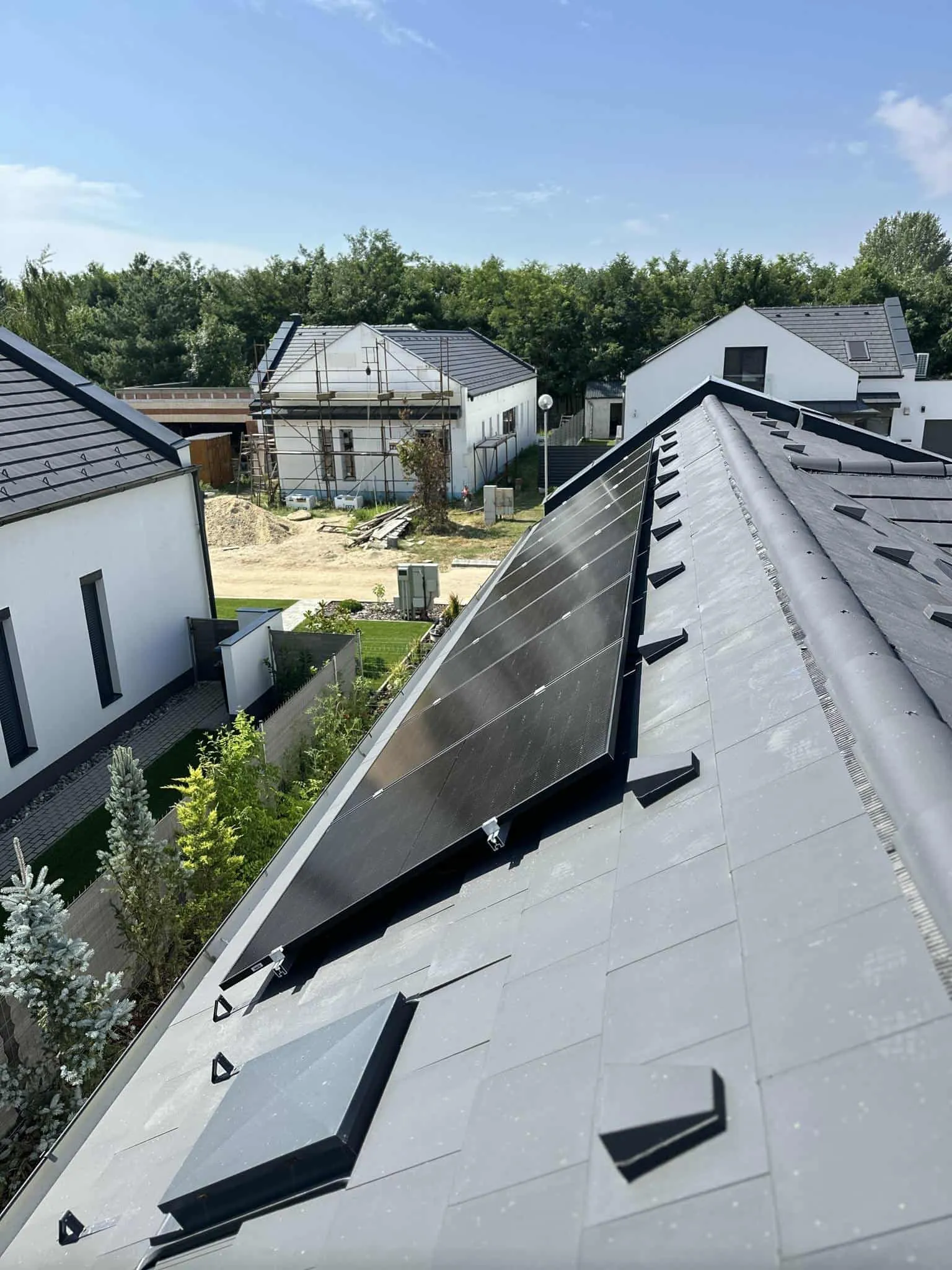 Budapest, családi ház - napelem telepítés